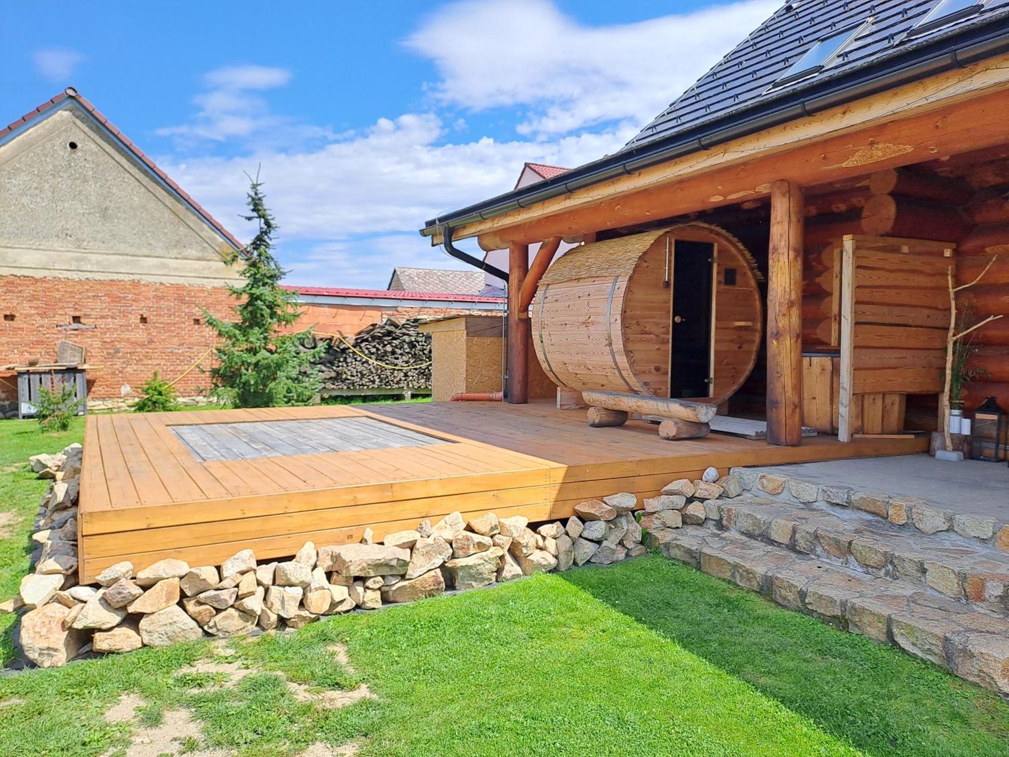 Wellness Srub U Holubu Villa Malsice Exterior photo